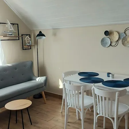 Elizabeth Ii. Dom wakacyjny *