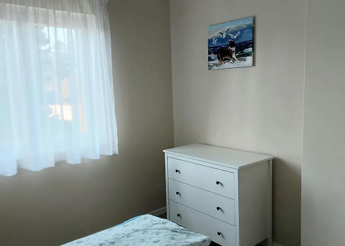 Elizabeth Ii. * Balatonfenyves